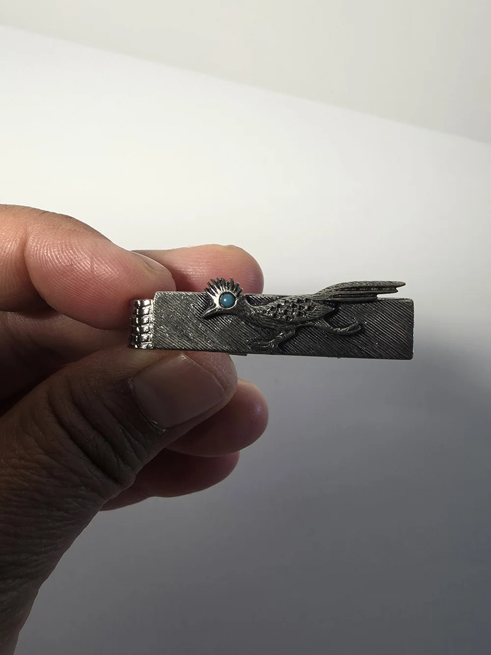 Vtg J. Ritter Roadrunner Tie Clip Bird Tyrquoise Colored Eye MCM